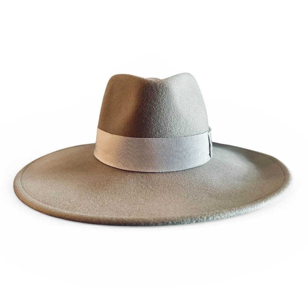 Wide Brim Felt Fedora Hat in Light Taupe